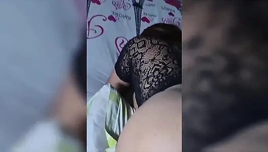 Мой босс трахнул меня так жестко, теперь у меня возникли проблемы с ходьбой, я не знаю, что сказать моему мужу