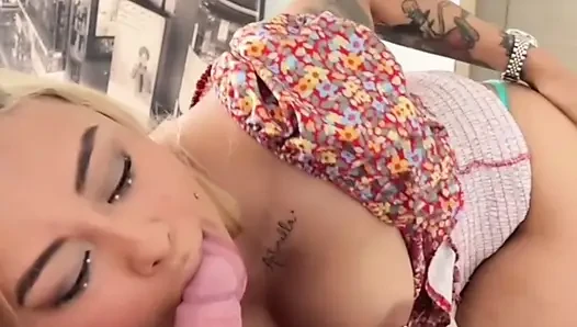 CRAZY FUCK NACH EXTREMEM BLOWJOB - sexy blonde latina wird hart im missionars- und doggystyle in POV gefickt