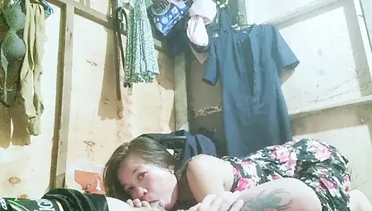 Filipina wife share pussy with her college friend