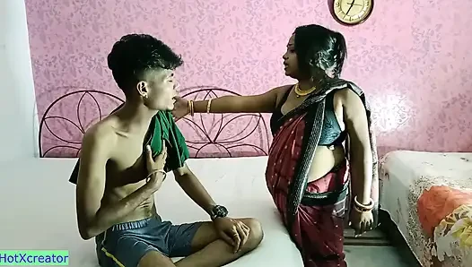 Suami yang nggak punya pekerjaan nawarin untuk berbagi istrinya! Video rekaman seks pasangan hot india!