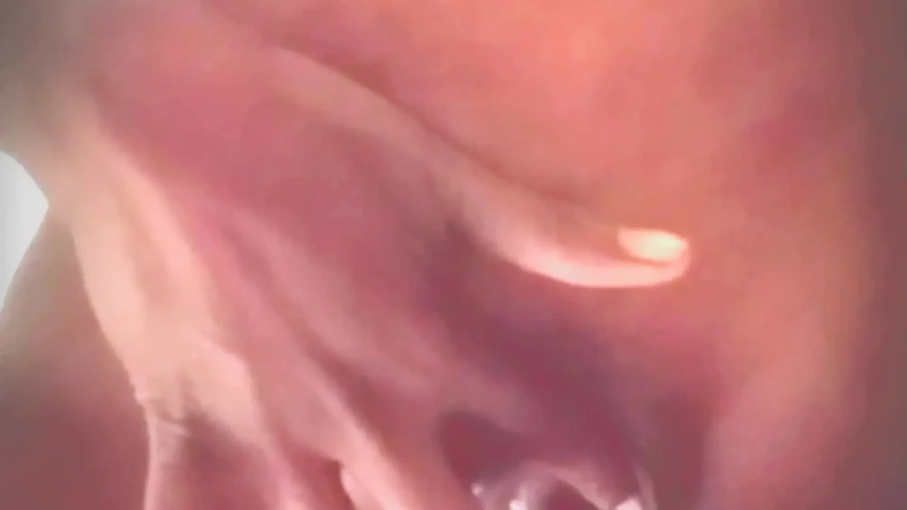 Bhabhi dathroom me mujhe kar rahi thhi