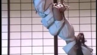 Aziatische verpleegster Shibari bondage