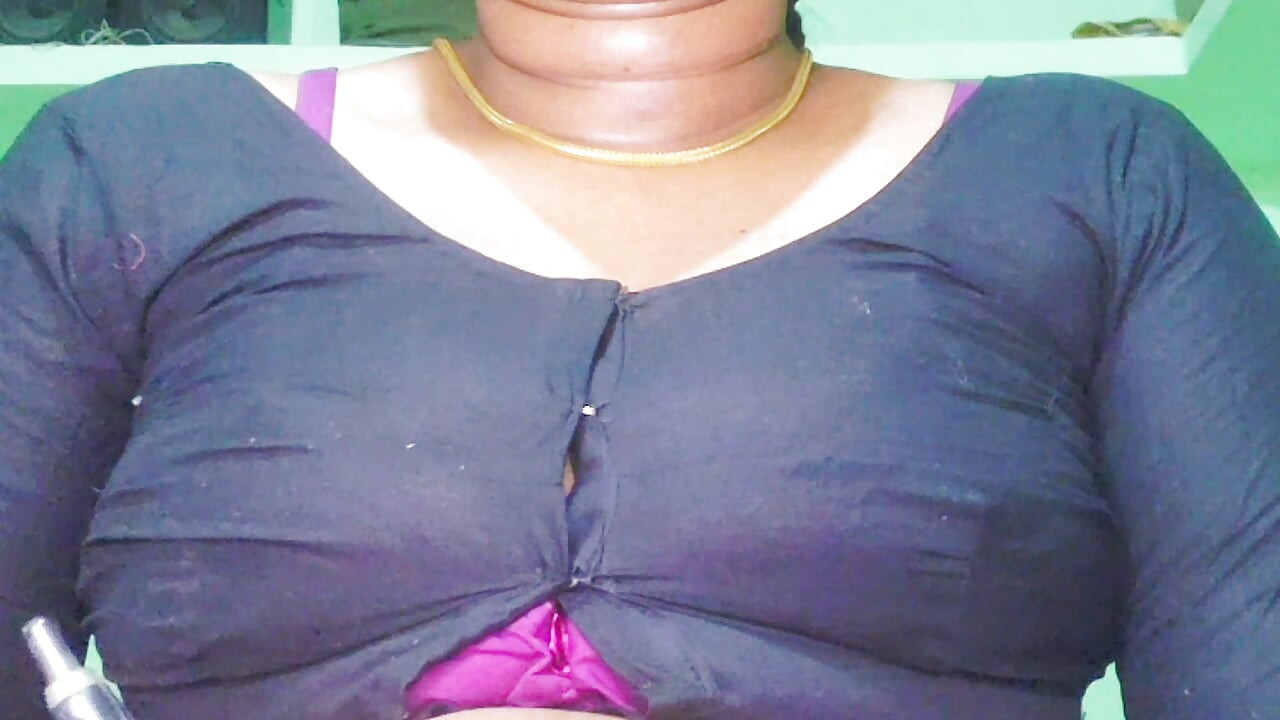 Indian aunty scared after seeing big dick husband