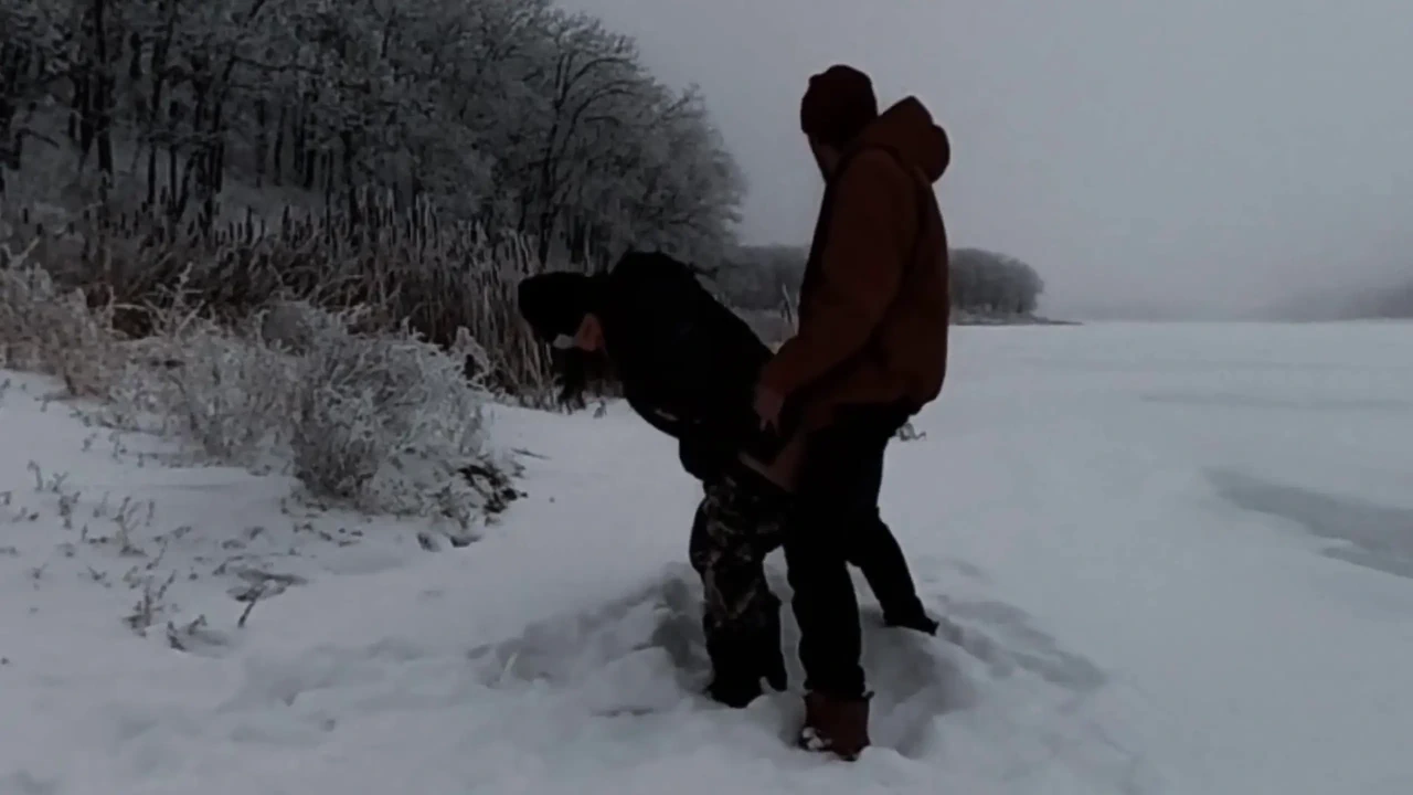 在户外做爱被抓了3次