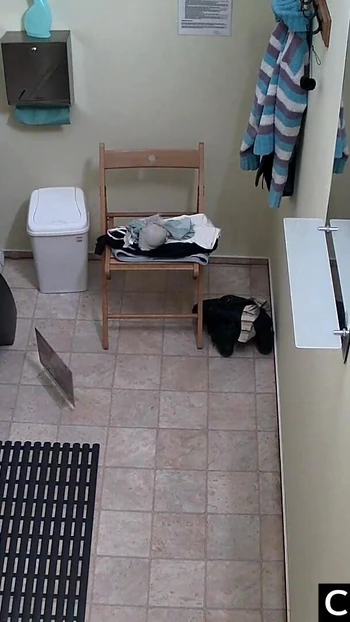 Thrilling moment from "18 yo Girl came to Public Solarium with   Cams"