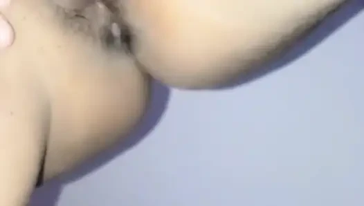 Sri Lankan Girlfriend Loud Pussy Fart