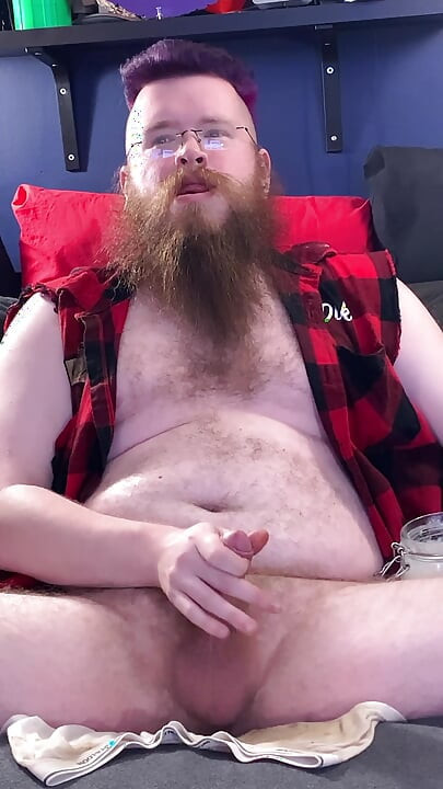 Mă bucur de o bătaie și ejaculez