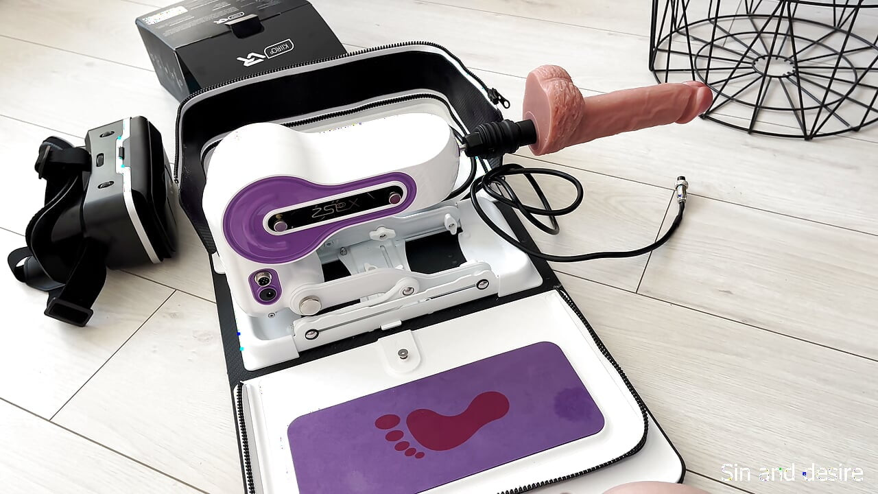 "OMG, Why Did You Do That To Your Stepmom. This Is So Wrong!!!" Stepson tricked his stepmom playing with Rimba sex machine in VR