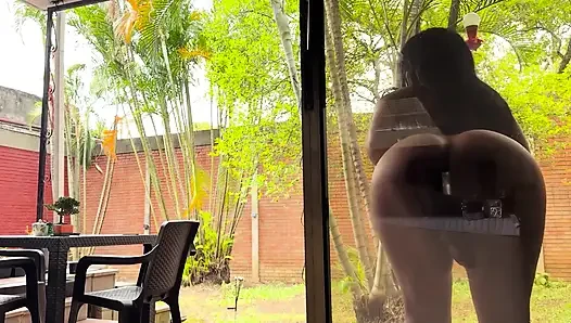 I Masturbate in My Neighbors' House