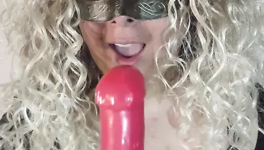 Kitty rosario lutscht schwanz-lutscher