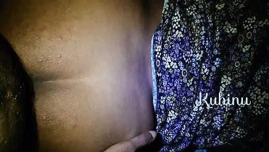 Köylü teyze evin dışında amını siktiğinde sikişiyor