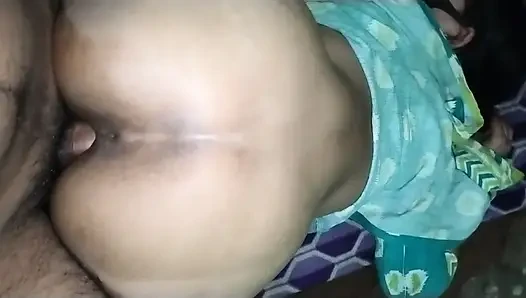 Bhabhi doggystyle fickt dicken arsch