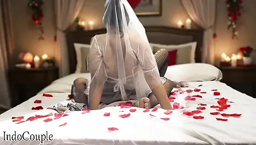 PERAYAAN HARI VALENTINE DENGAN PENGANTIN WANITA DICROT DI MULUT