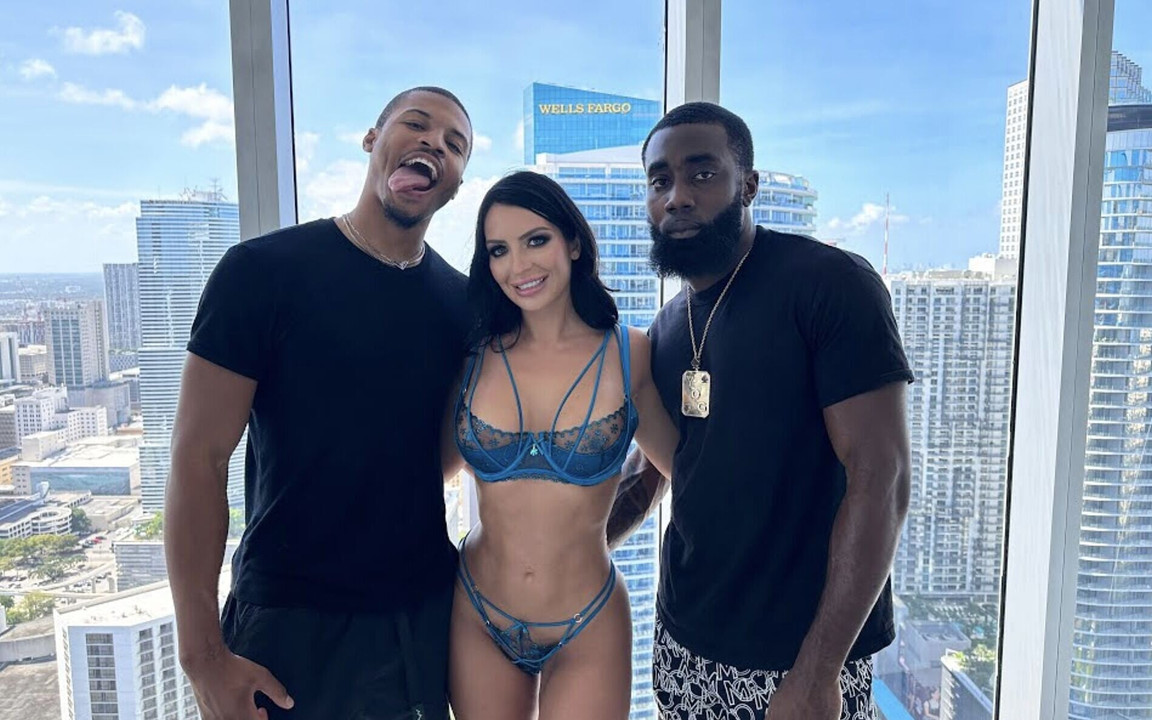 Adulto apenas conversando com Alexa Payne, Rocket Powers, Ace Bigs Asherclan Alexapayne Rocketpowers