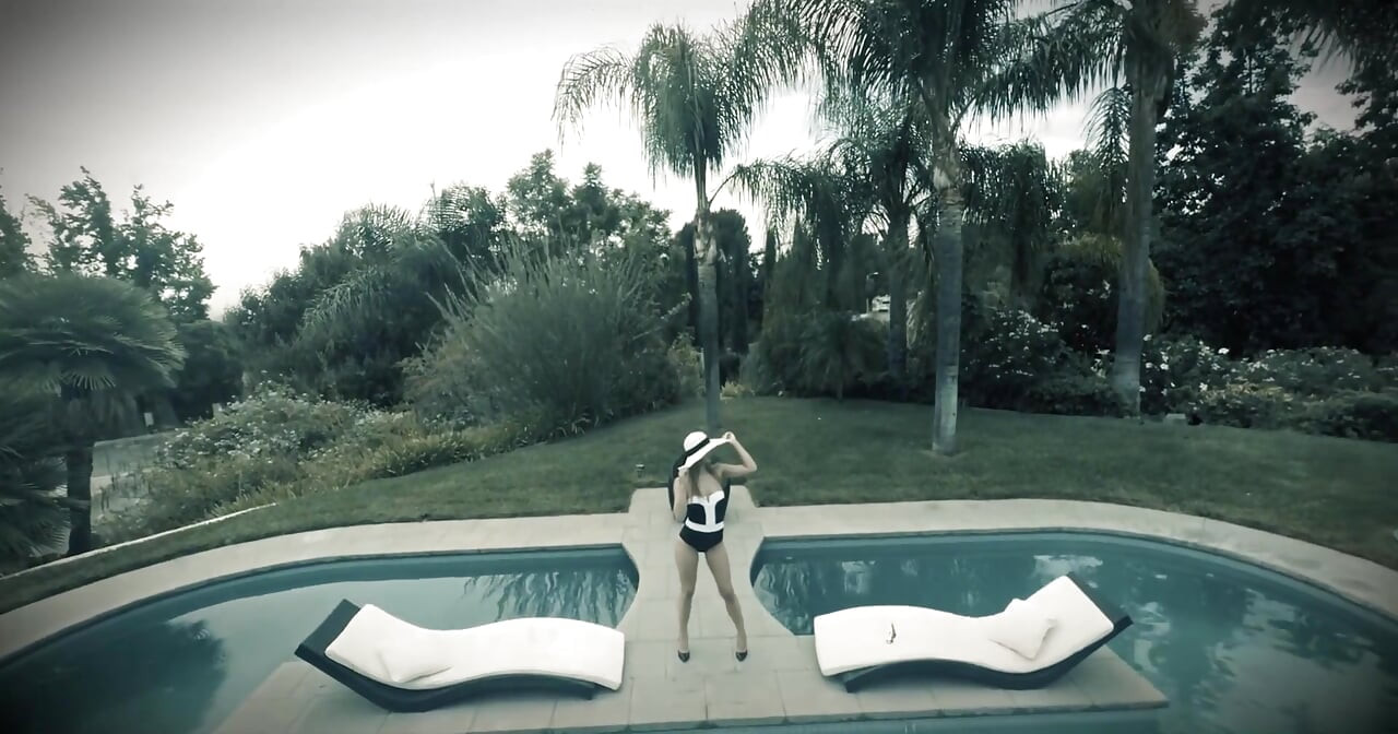 Hot blonde teen gets fucked outdoors