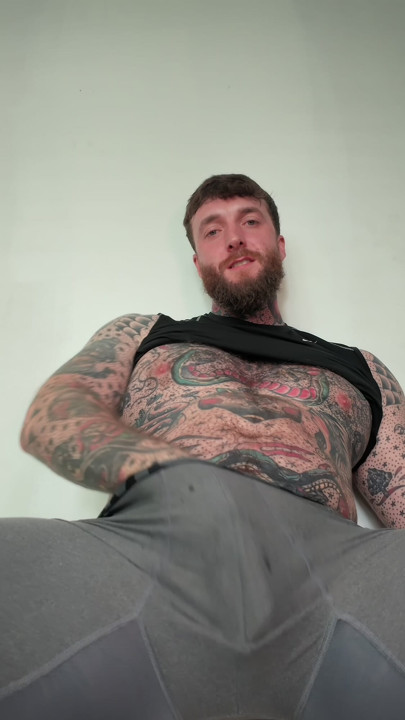 Tattooed Dom Sweaty Gym Worship Preview