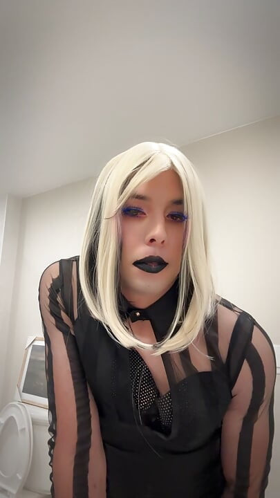Vaping femboy dirty talk