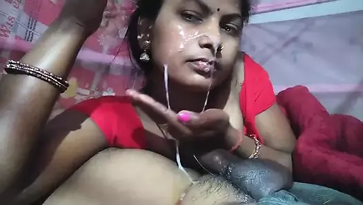 Bhabhi Pussy Hard Fisting pussy inside hand