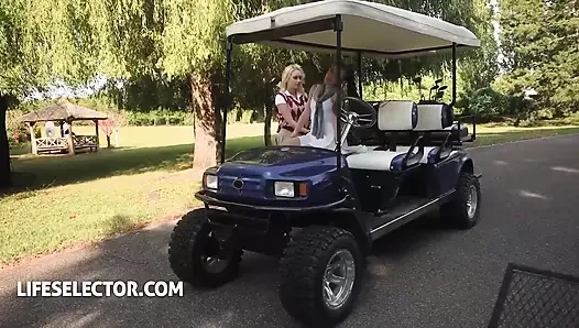 Golftag mit Megan Murkovski und Jessie Ames wird wild