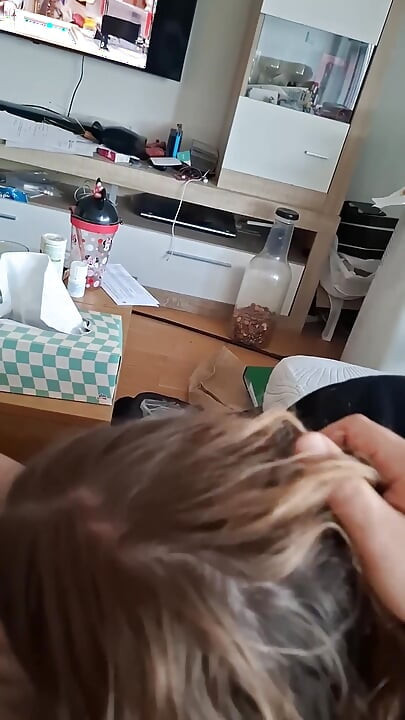 Cycata Zdradzająca Włoska Gospodyni Rucha Młodego Mężczyznę I Zapładnia Ją