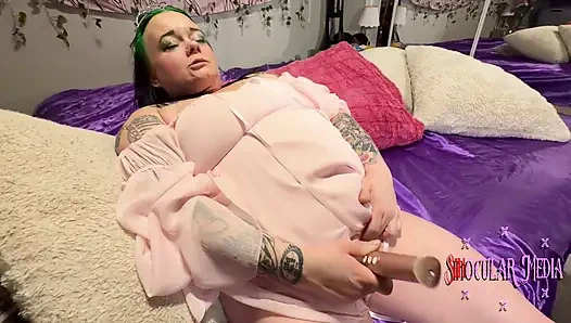 Alternatif prenses lezzetli havoc elbisesine boşalıyor