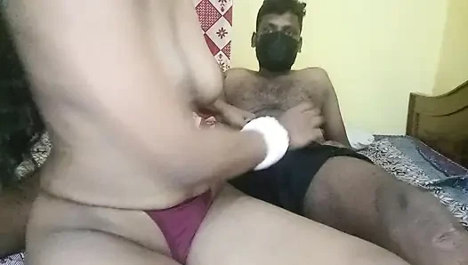 Hintli tamil çift odada sert tamil sesi