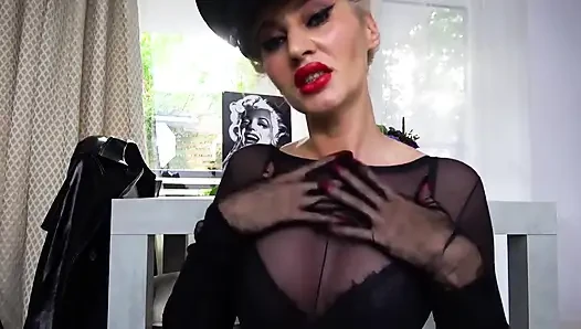 Спермо-челенж от Femme Fatale