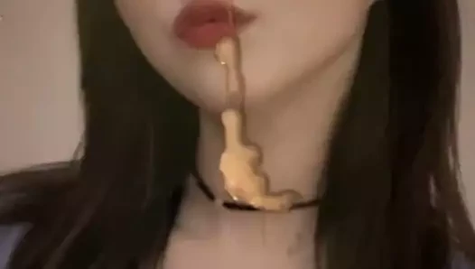 Dreamcatcher sua boşalıyor