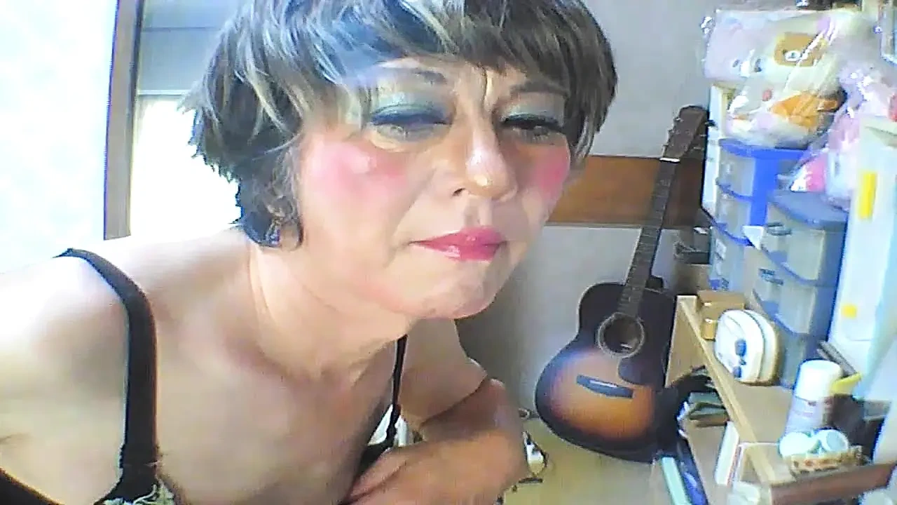 我在镜子前手淫