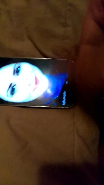 Accarezzando il mio cazzo per una donna sexy.