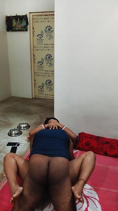 Soția soțului Deshi vedio sexy în hindi
