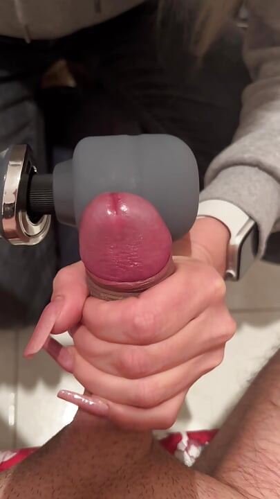 cumshot from vibrator on hands