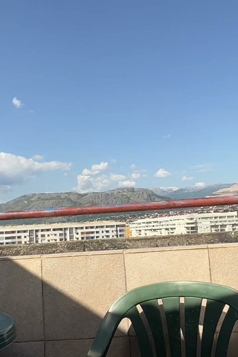 Ass Dance on the Balcony for Stepfather