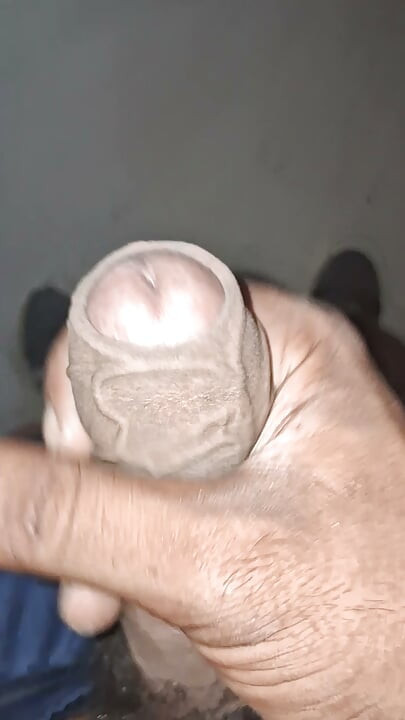 Padosan ko dekh k muth mar di