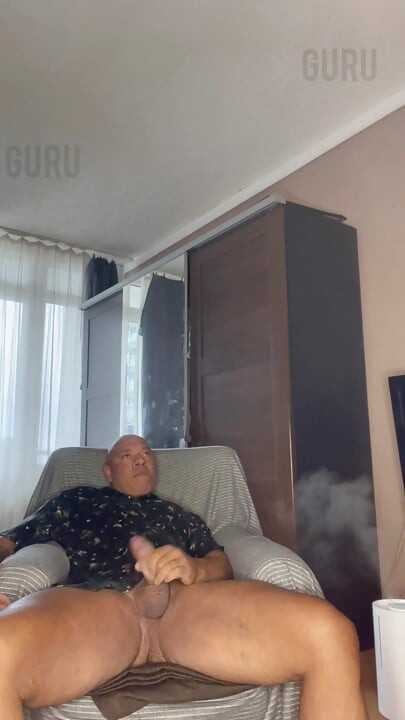 Tuan guru binaragawan daddy dientot.wank