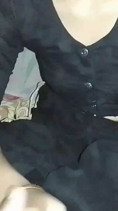 Bangladeshi couple going to ready for to start fuck | Clip 1