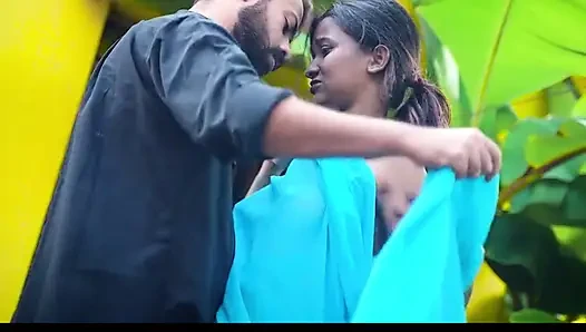Desi girl ko malik ne jabbar dasti bur me ungali daal diya