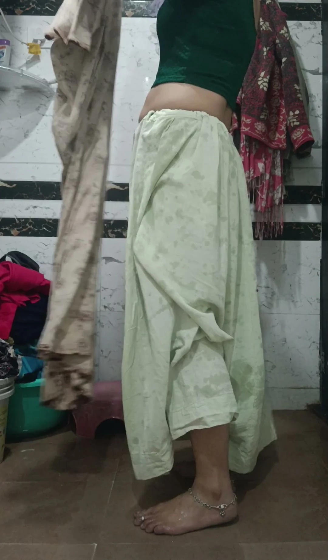 Priya bhabi ateşli video çekimi