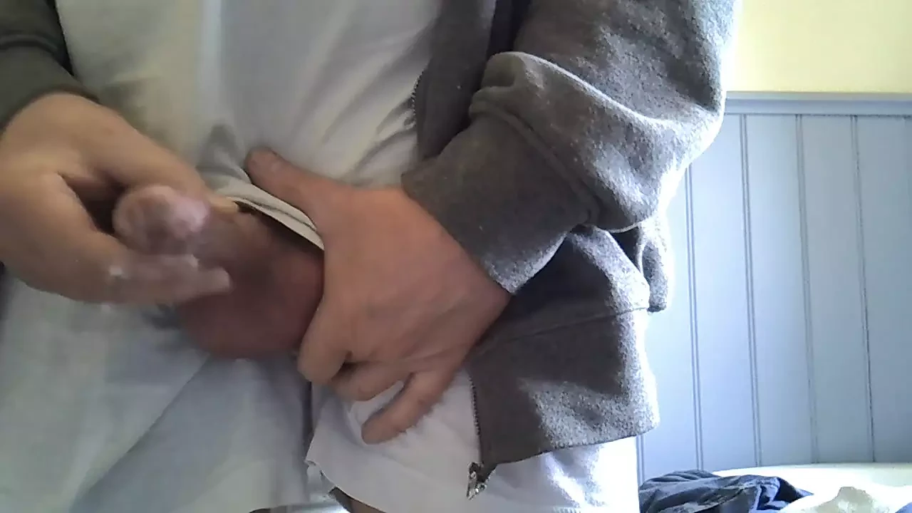 射在Y front拳击手里
