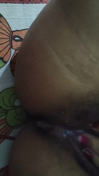 Desi bhabhi hot sex video with freind | Clip 1