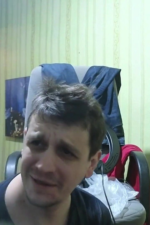 Behind the Scenes Footage of a Bare-ass Sex Bed Transfer