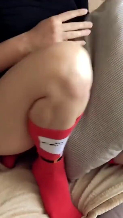 Momento accattivante da "Beccato la mia coinquilina mentre guardava porno e l'ho scopata"