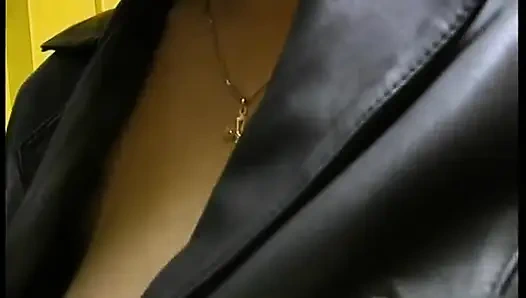 Pov - nyepong kontol di metro