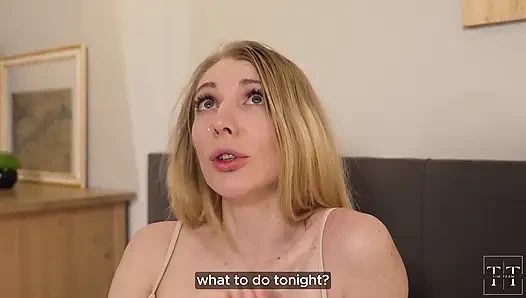 Анальный кримпай! Горячая блондинка получила свой первый анальный оргазм. 4K HD команда Тима