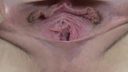 Pussy spread