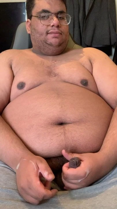 Chubby boy cums