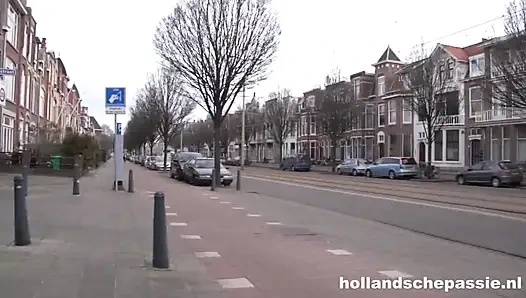 Денис нашел свою идеальную милфу