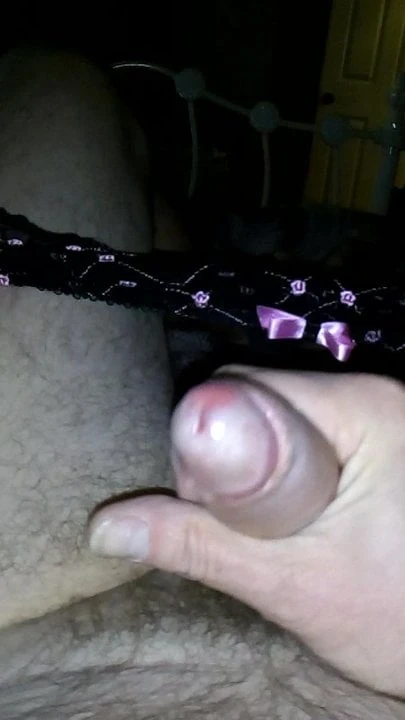 Wanking in panties