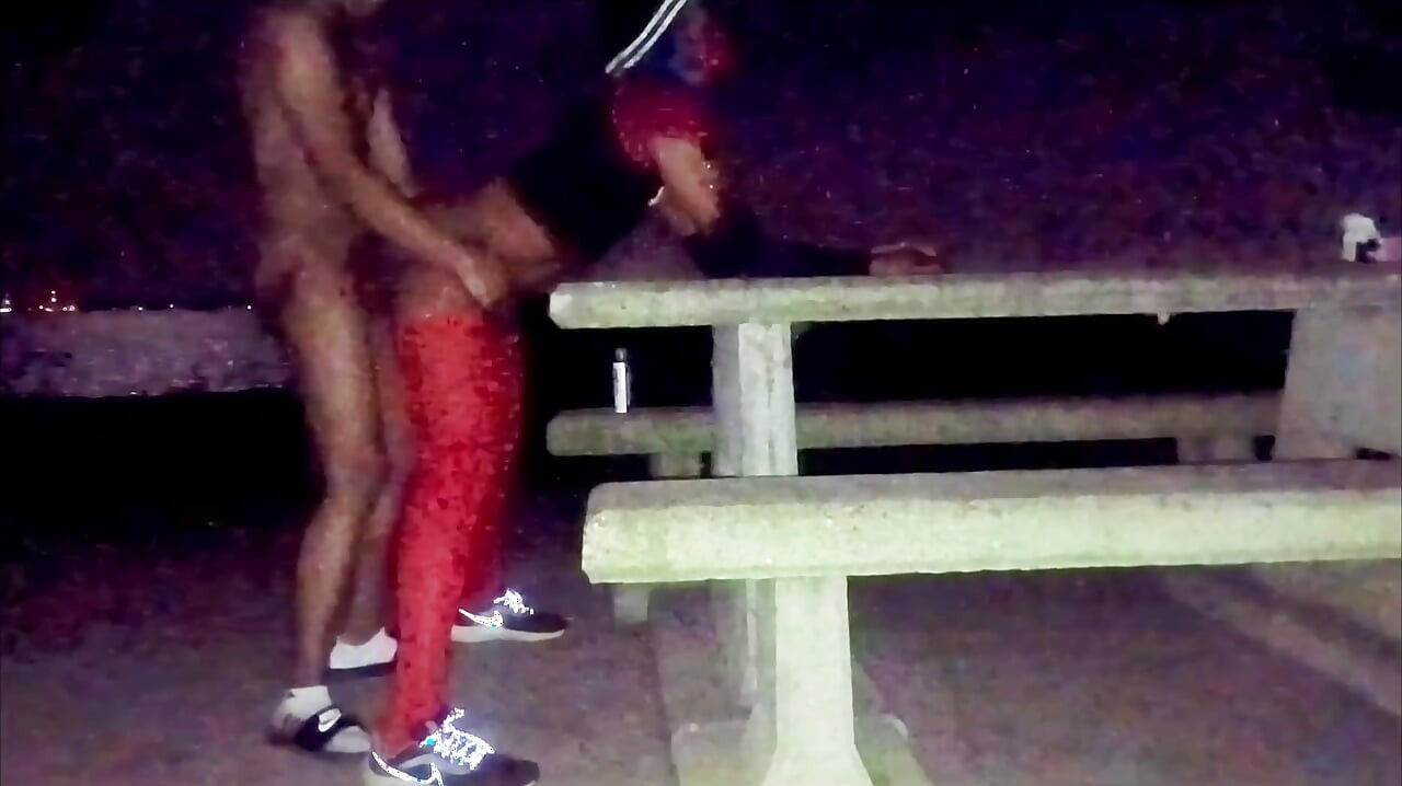 Creampie Son Cul Sexy En Chocolat