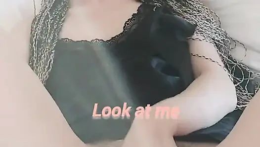 Squirt hairy pussy masturbation big pussy lips